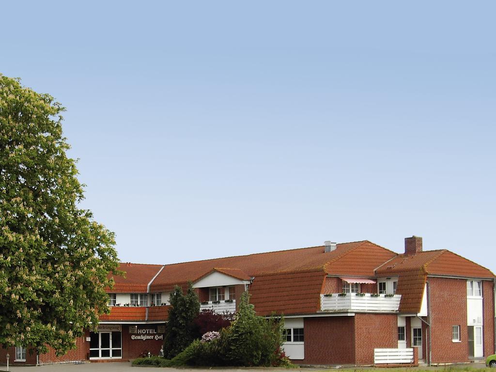 Mucha Ohg Hotel Sembziner Hof Klink Kültér fotó